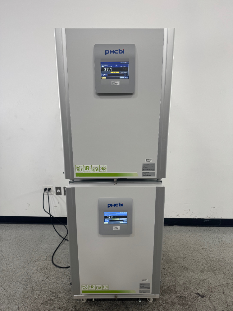 Image of PHCBI Doublestack CO2 Incubator